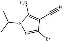 5-AMINO-3-BROMO-1-ISOPROPYL-1H-PYRAZOLE-4-CARBONITRILE Struktur