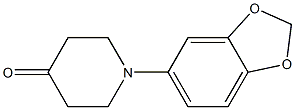 1-(2H-1,3-benzodioxol-5-yl)piperidin-4-one Struktur
