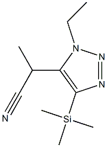 1-Ethyl-4-(trimethylsilyl)-5-(1-cyanoethyl)-1H-1,2,3-triazole Struktur