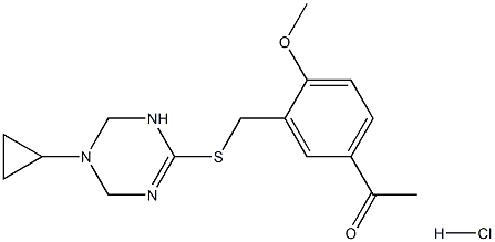1-(3-{[(5-cyclopropyl-1,4,5,6-tetrahydro-1,3,5-triazin-2-yl)thio]methyl}-4-methoxyphenyl)ethan-1-one hydrochloride Struktur