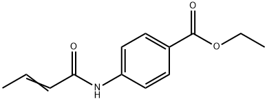 Benzoic acid, 4-[(1-oxo-2-buten-1-yl)amino]-, ethyl ester Struktur
