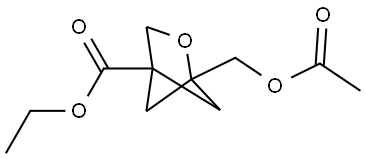 2-Oxabicyclo[2.1.1]hexane-4-carboxylic acid, 1-[(acetyloxy)methyl]-, ethyl ester Struktur