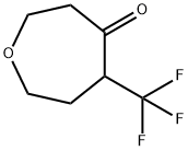 (+/-)-5-(Trifluoromethyl)oxepan-4-one Struktur