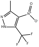 3-TRIFLUOROMETHYL-5-METHYL-4-(NITRO)PYRAZOLE Struktur